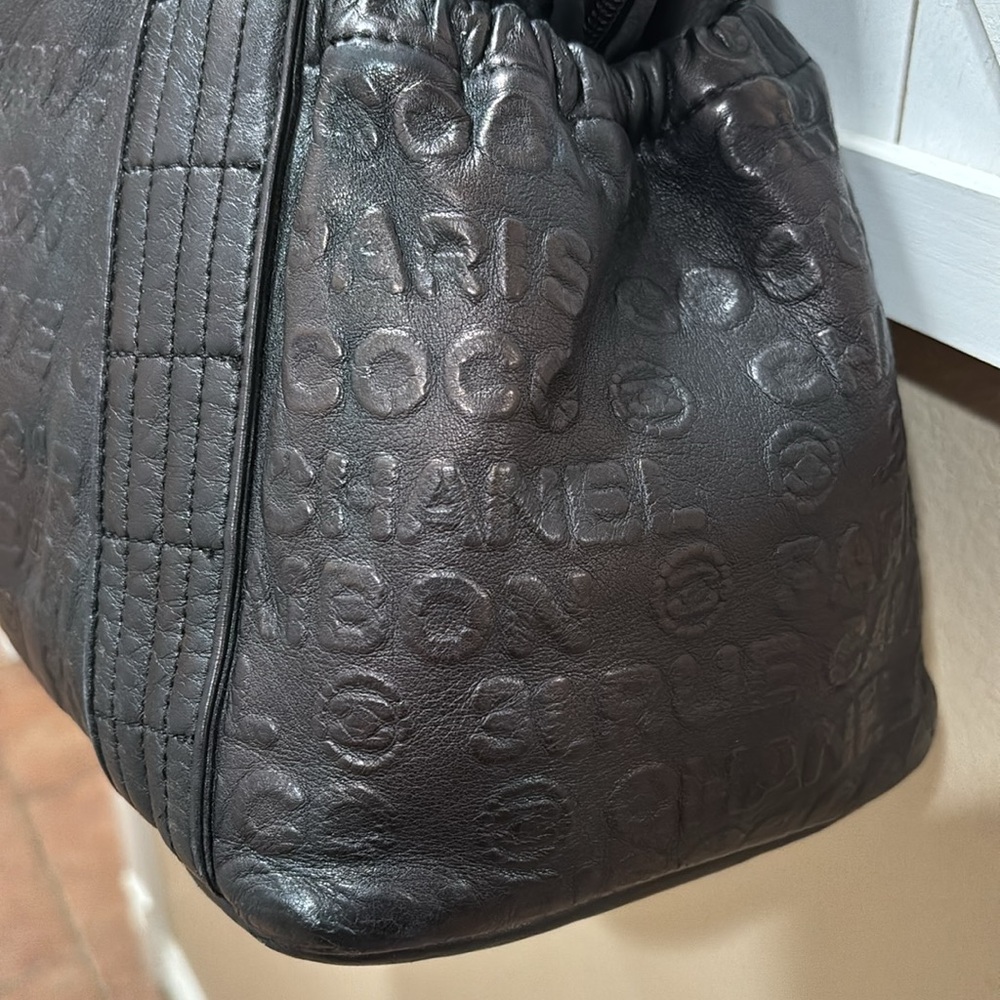 Chanel Black Embossed Shoulder Bag - Picture 9 of 12